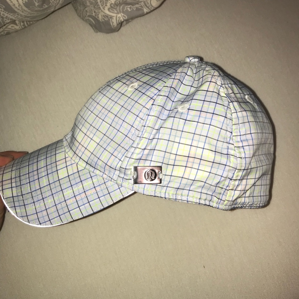 Lulu Lemon ball cap